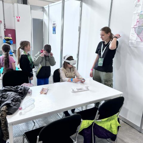 7e733e14 19df 4f32 a7b4 b98d60817281