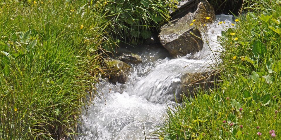 Hpgruesen mountain spring 2676322 1280